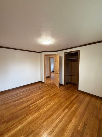 31 Mohawk, Burlington, MA 01803