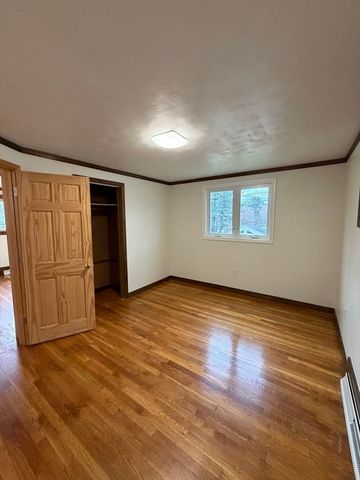 31 Mohawk, Burlington, MA 01803