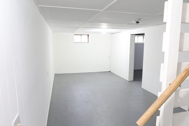 31 Mohawk, Burlington, MA 01803