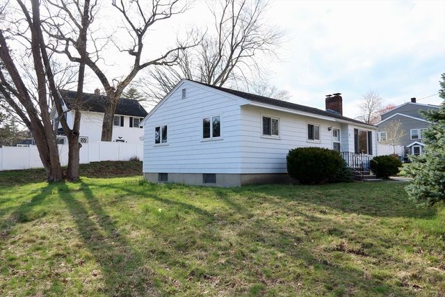 31 Mohawk, Burlington, MA 01803