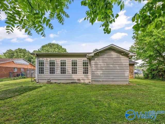 6311 Creighton Avenue NW, Huntsville, AL 35810