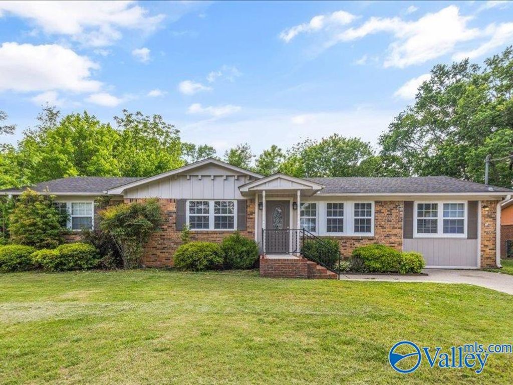 6311 Creighton Avenue NW, Huntsville, AL 35810