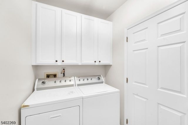 58 Pheasant Run 12, Old Tappan Boro, NJ 07675