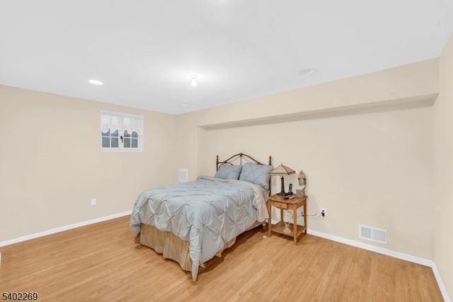 58 Pheasant Run 12, Old Tappan Boro, NJ 07675