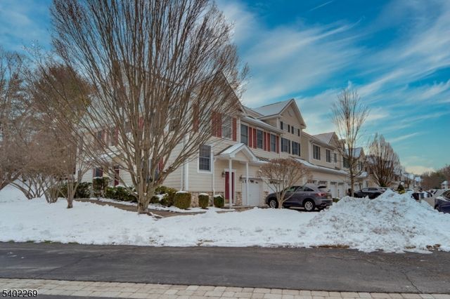 58 Pheasant Run 12, Old Tappan Boro, NJ 07675