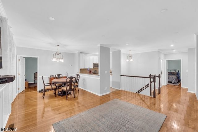 58 Pheasant Run 12, Old Tappan Boro, NJ 07675