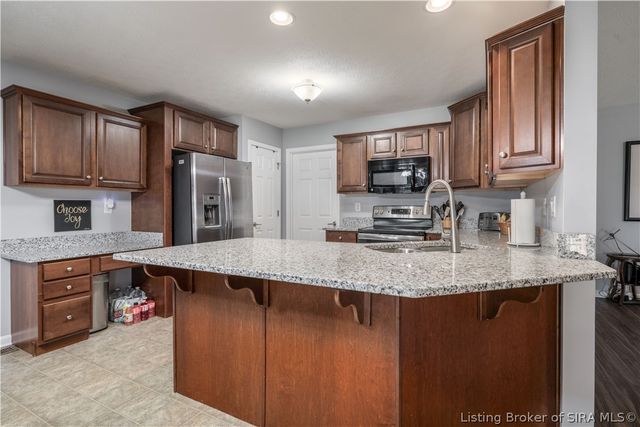 3040 Brookhill Court, Georgetown, IN 47122