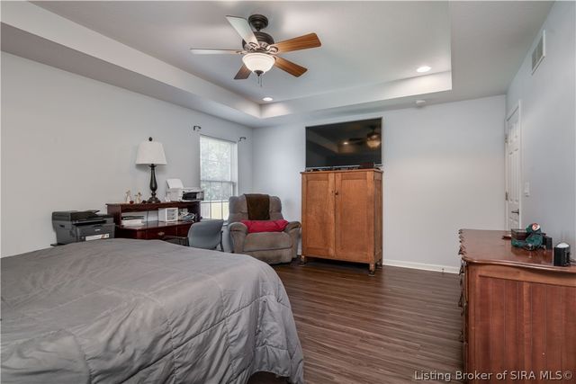 3040 Brookhill Court, Georgetown, IN 47122