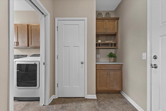 3108 Mineral Springs BOULEVARD, Summit, WI 53066