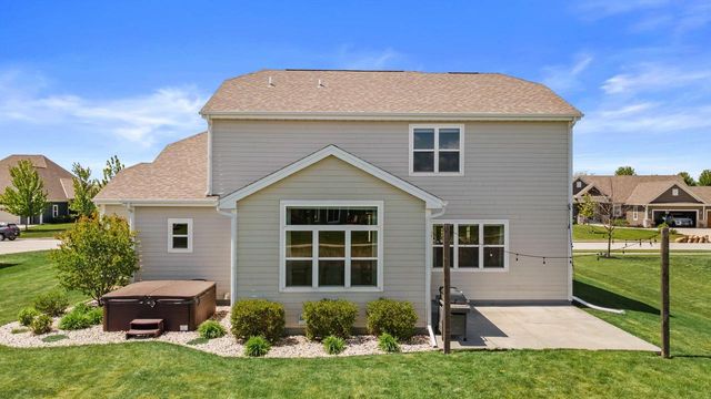 3108 Mineral Springs BOULEVARD, Summit, WI 53066