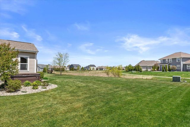 3108 Mineral Springs BOULEVARD, Summit, WI 53066