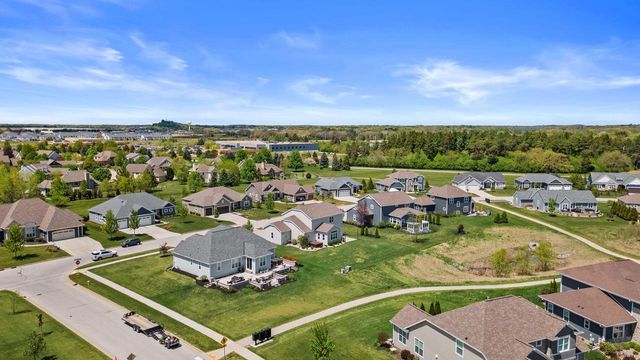 3108 Mineral Springs BOULEVARD, Summit, WI 53066