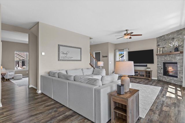 3108 Mineral Springs BOULEVARD, Summit, WI 53066