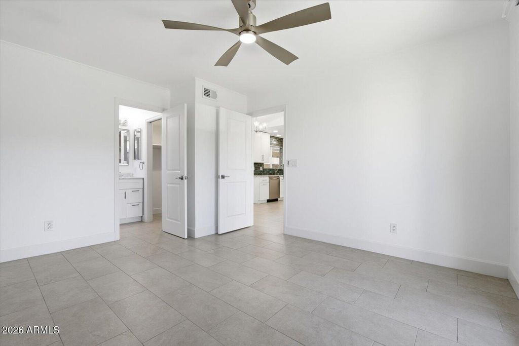 Image 15 of property listing at 619 E Jensen Street 58, Mesa, AZ 85203