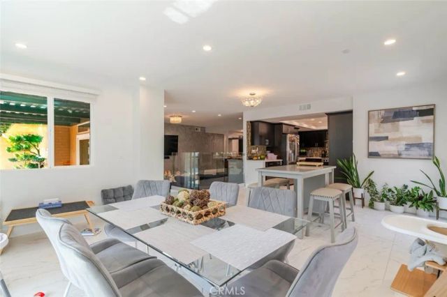 17180 Ballinger Street, Northridge, CA 91325