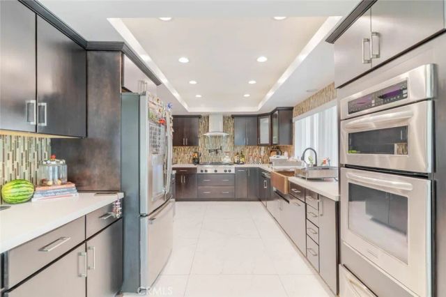 17180 Ballinger Street, Northridge, CA 91325