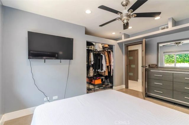 17180 Ballinger Street, Northridge, CA 91325