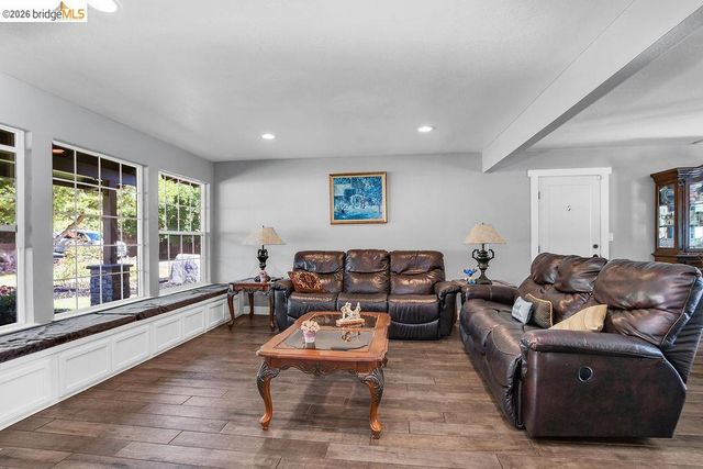 1140 Fairview Ave, Brentwood, CA 94513