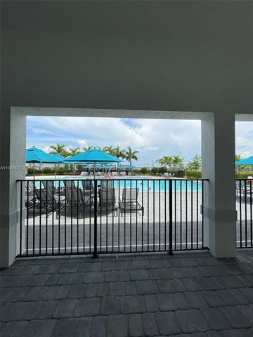 2610 SE 13th St 2610, Homestead, FL 33035