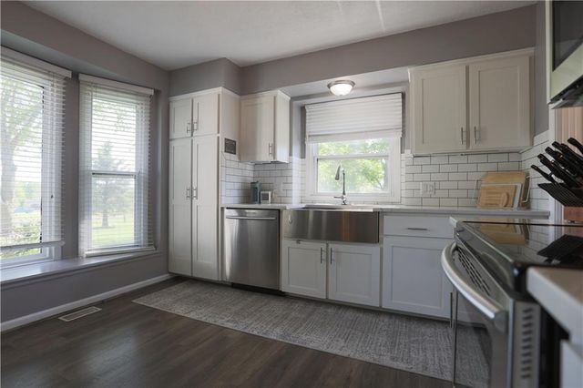 202 Howard Road, Trimble, MO 64492