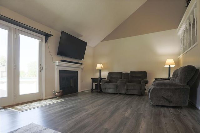 202 Howard Road, Trimble, MO 64492