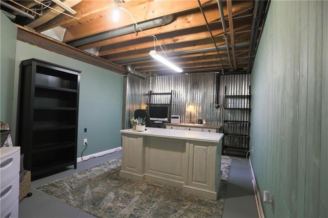 202 Howard Road, Trimble, MO 64492