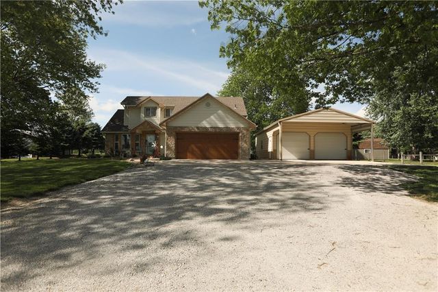 202 Howard Road, Trimble, MO 64492