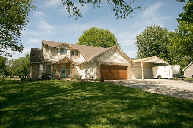 202 Howard Road, Trimble, MO 64492