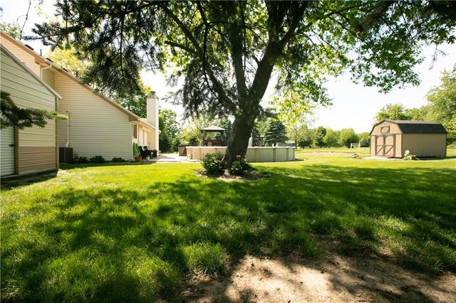 202 Howard Road, Trimble, MO 64492