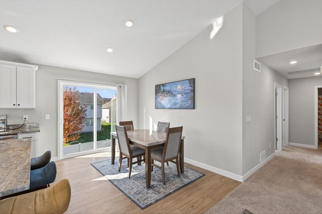 1704 Wilking Way, Shakopee, MN 55379
