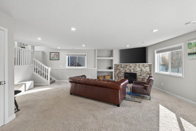 1704 Wilking Way, Shakopee, MN 55379