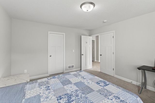 1704 Wilking Way, Shakopee, MN 55379