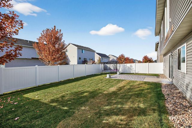 1704 Wilking Way, Shakopee, MN 55379