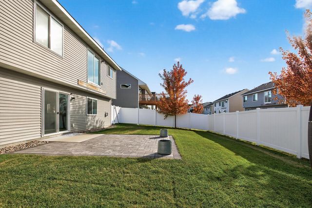 1704 Wilking Way, Shakopee, MN 55379