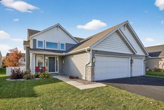 1704 Wilking Way, Shakopee, MN 55379