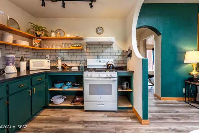 29 Tubac Plaza, Tubac, AZ 85646