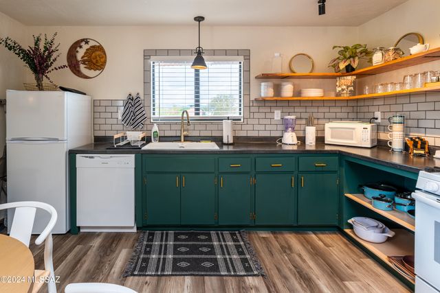 29 Tubac Plaza, Tubac, AZ 85646