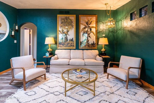 29 Tubac Plaza, Tubac, AZ 85646