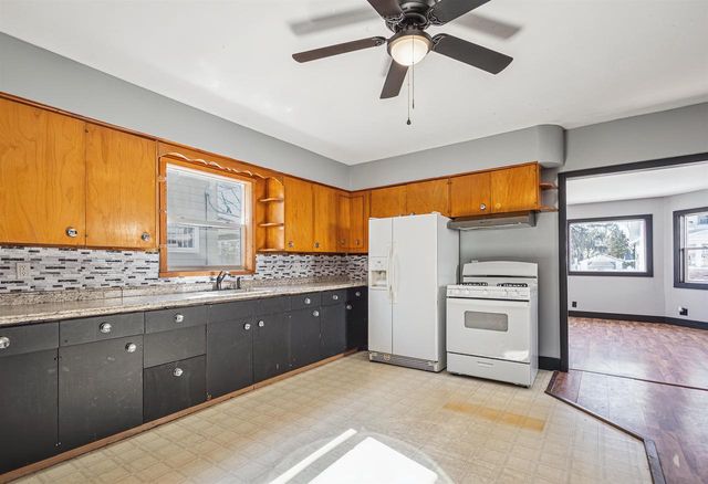 719 UNION STREET, Stevens Point, WI 54481