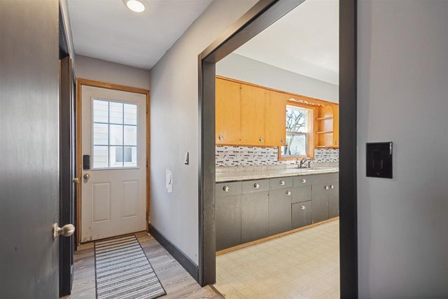 719 UNION STREET, Stevens Point, WI 54481