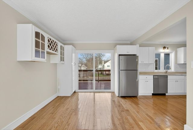 1051 Boston Rd 1051, Haverhill, MA 01835