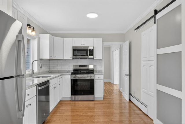 1051 Boston Rd 1051, Haverhill, MA 01835