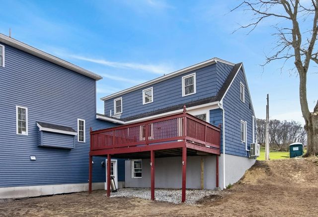 1051 Boston Rd 1051, Haverhill, MA 01835