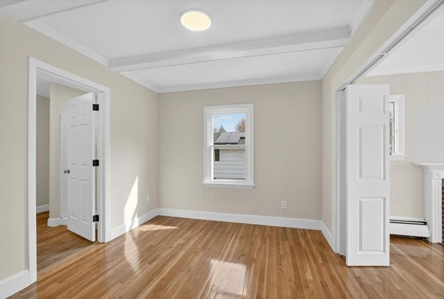 1051 Boston Rd 1051, Haverhill, MA 01835