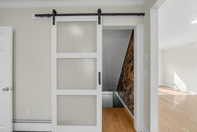 1051 Boston Rd 1051, Haverhill, MA 01835