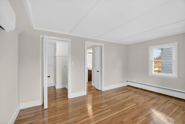 1051 Boston Rd 1051, Haverhill, MA 01835