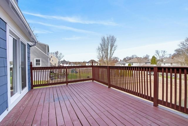 1051 Boston Rd 1051, Haverhill, MA 01835