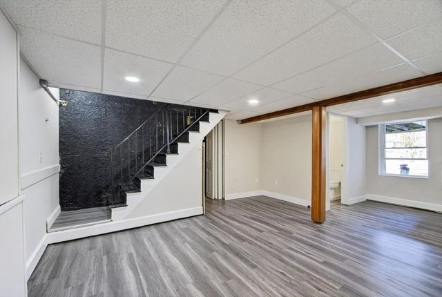 1051 Boston Rd 1051, Haverhill, MA 01835