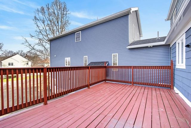 1051 Boston Rd 1051, Haverhill, MA 01835