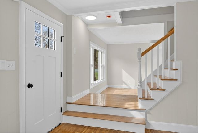 1051 Boston Rd 1051, Haverhill, MA 01835